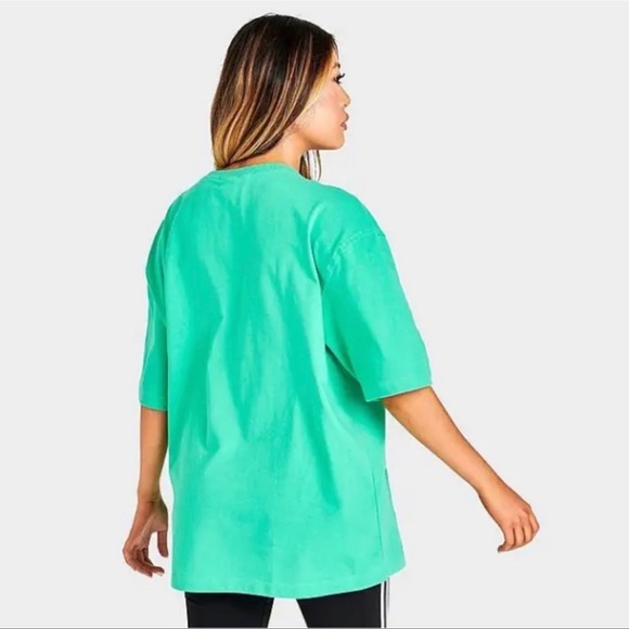NWT Adidas Originals Oversized Logo Tee shirt Green - Picture 4 of 6